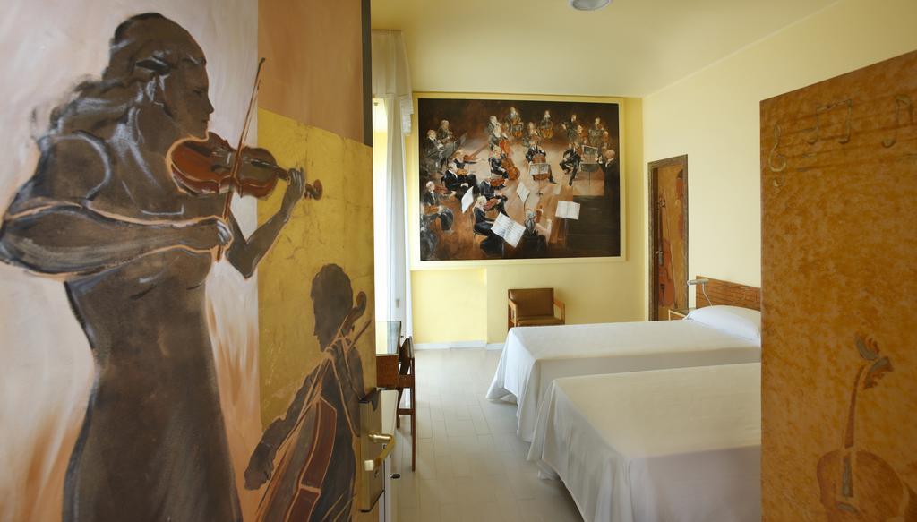 Hotel Alexander Museum Palace Pesaro Cameră foto